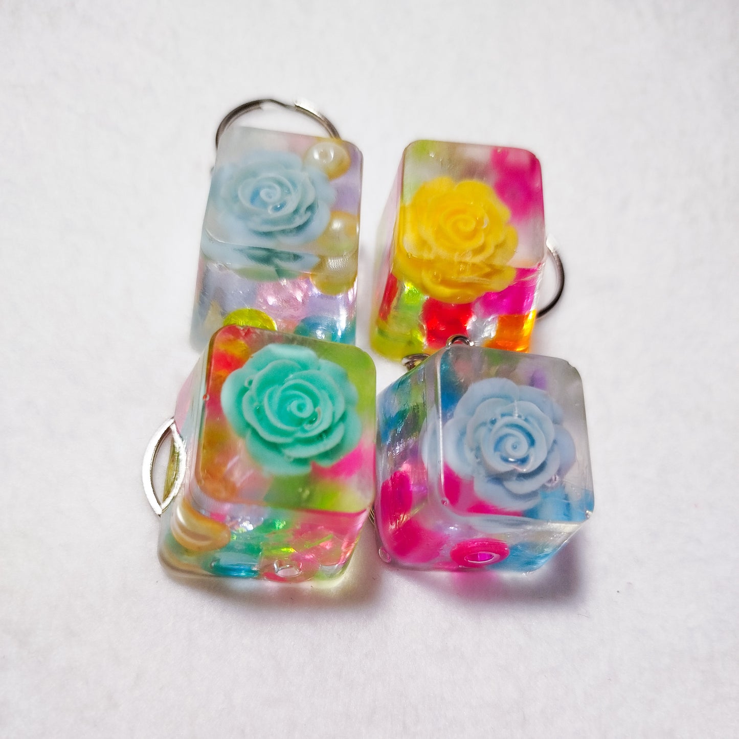 Handmade colorful ice cube keychain – Unique translucent resin, original kawaii keychain, bag charm, trendy handmade gift idea