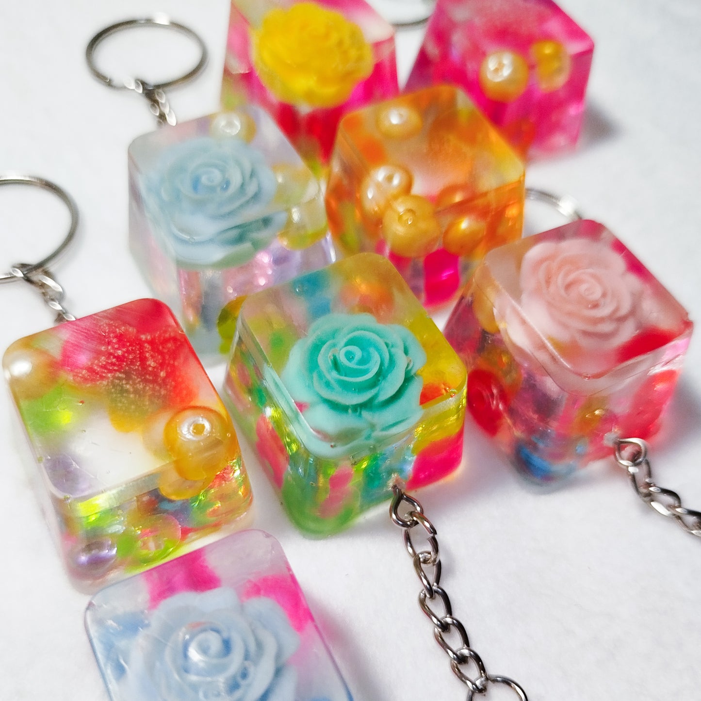 Handmade colorful ice cube keychain – Unique translucent resin, original kawaii keychain, bag charm, trendy handmade gift idea