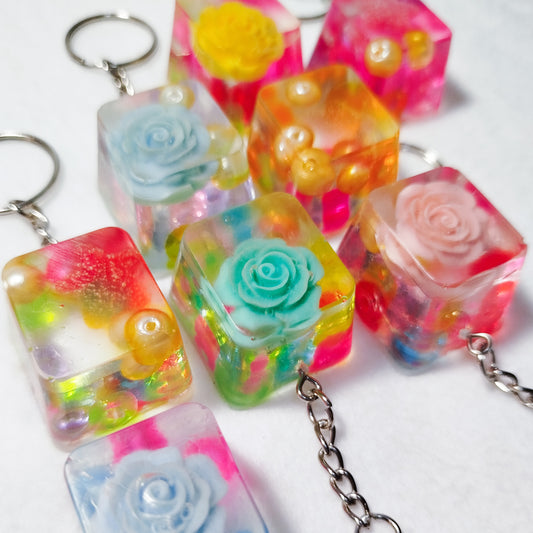 Handmade colorful ice cube keychain – Unique translucent resin, original kawaii keychain, bag charm, trendy handmade gift idea