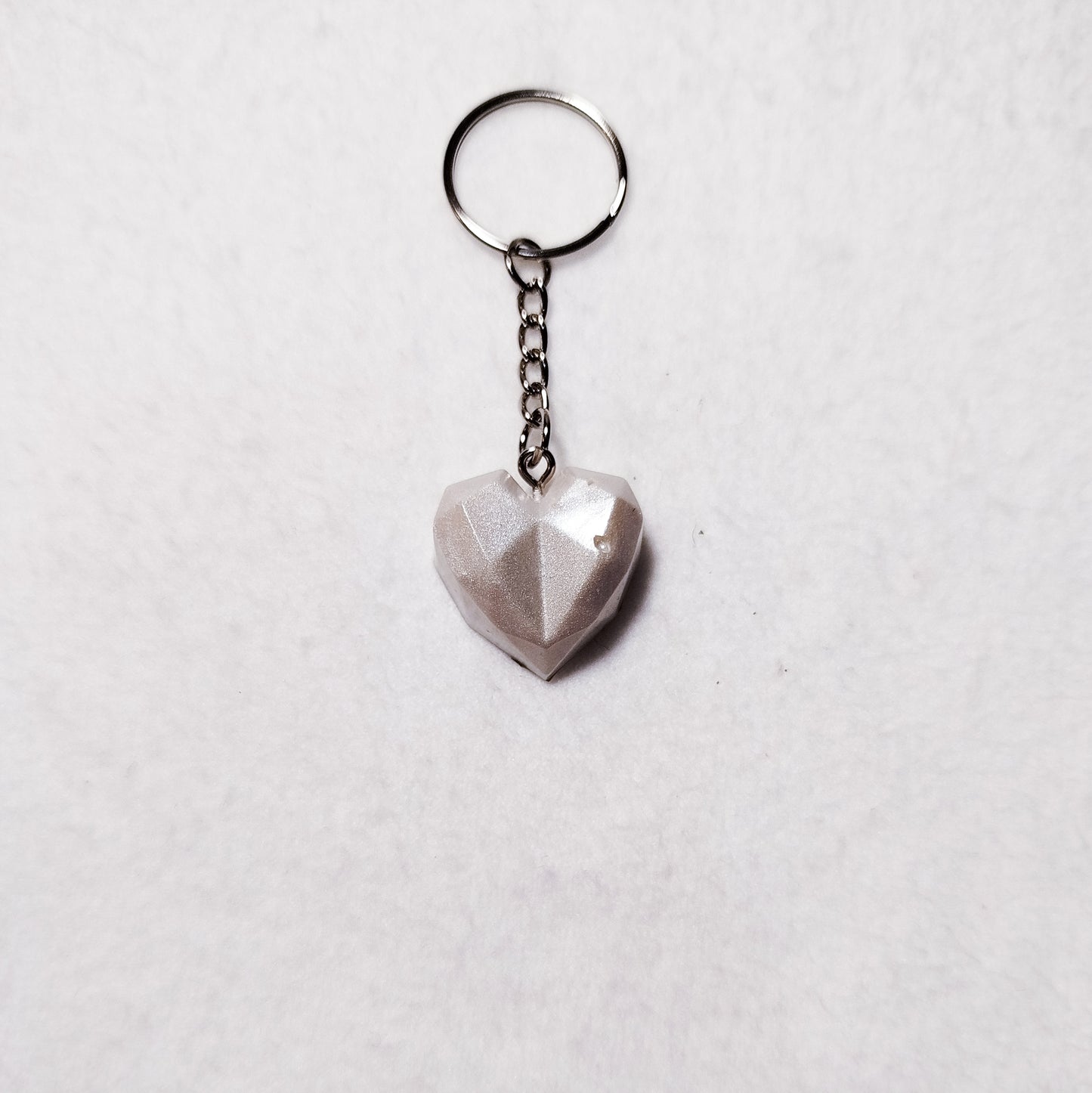 White Heart Keychain – Funky bag charm with upcycled beads – Unique handmade accessory