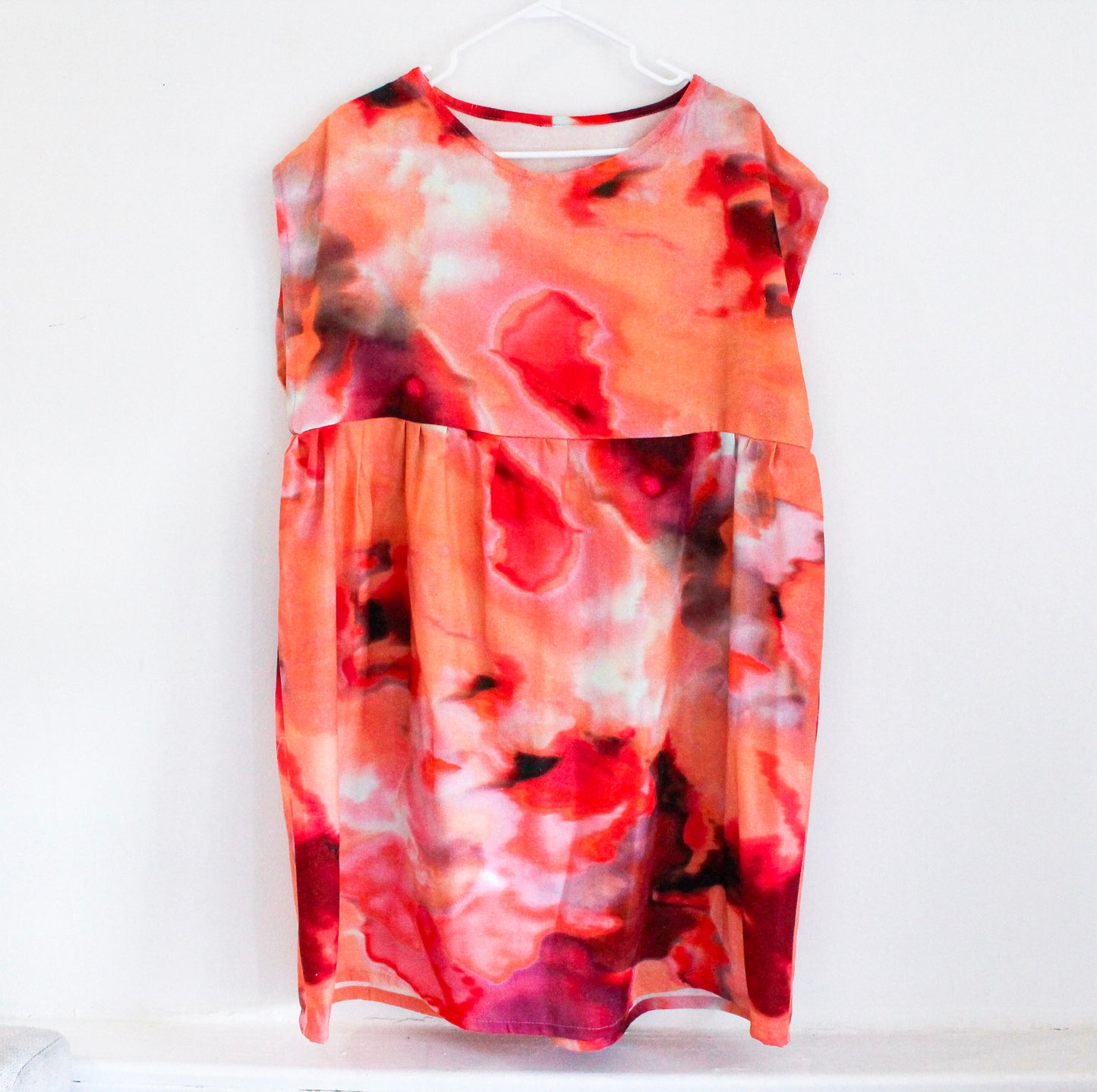 Abstract Red Dress | Wearable Art Dress | Upcycled Fashion Made in Montreal | Women's Size Large | One of a Kind Handmade Dress