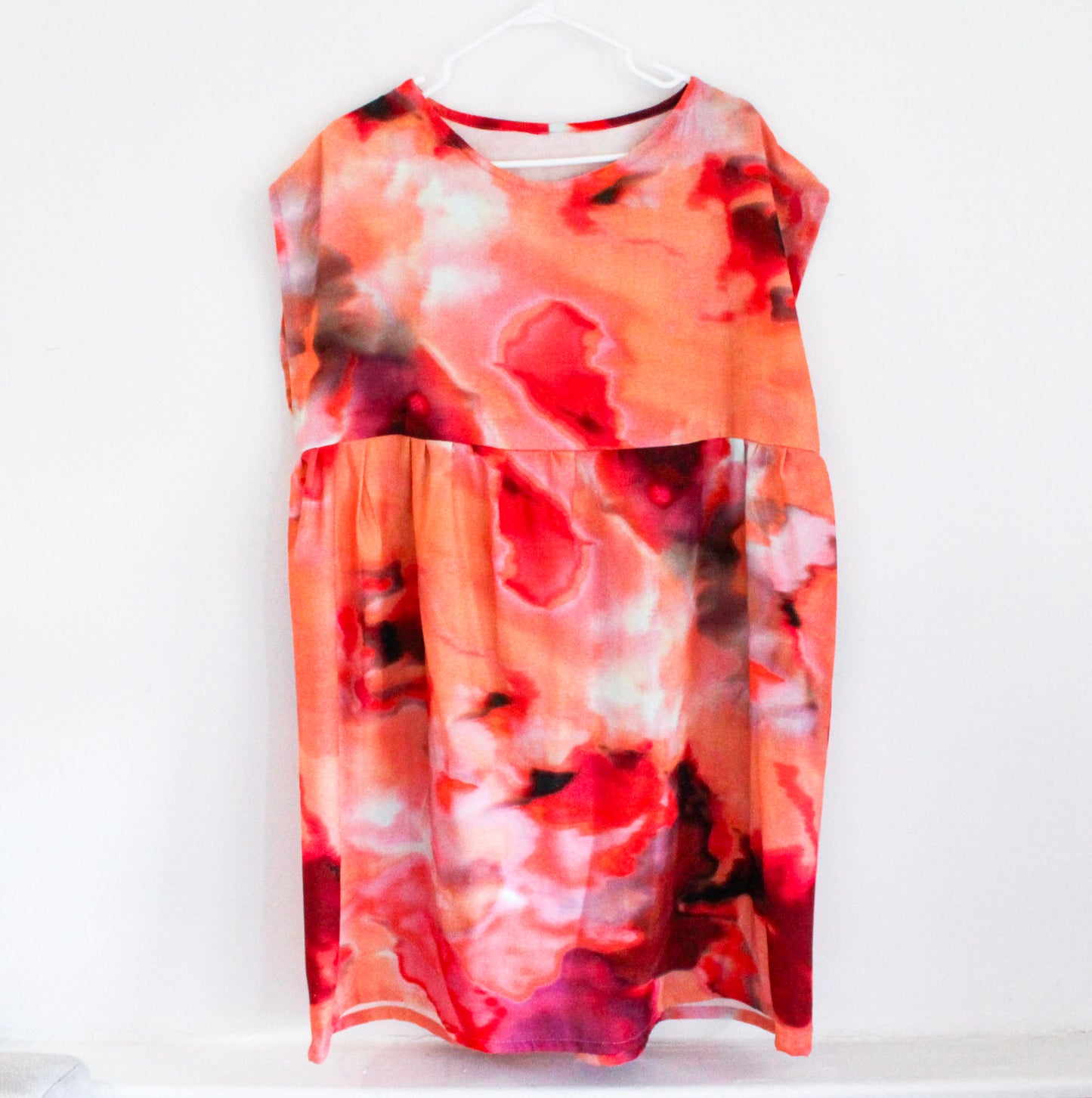 Abstract Red Dress | Wearable Art Dress | Upcycled Fashion Made in Montreal | Women's Size Large | One of a Kind Handmade Dress