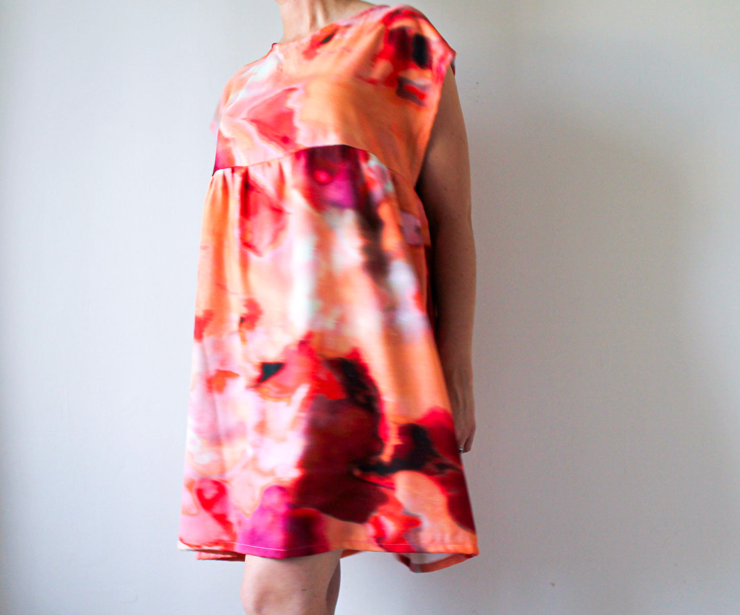 Abstract Red Dress | Wearable Art Dress | Upcycled Fashion Made in Montreal | Women's Size Large | One of a Kind Handmade Dress