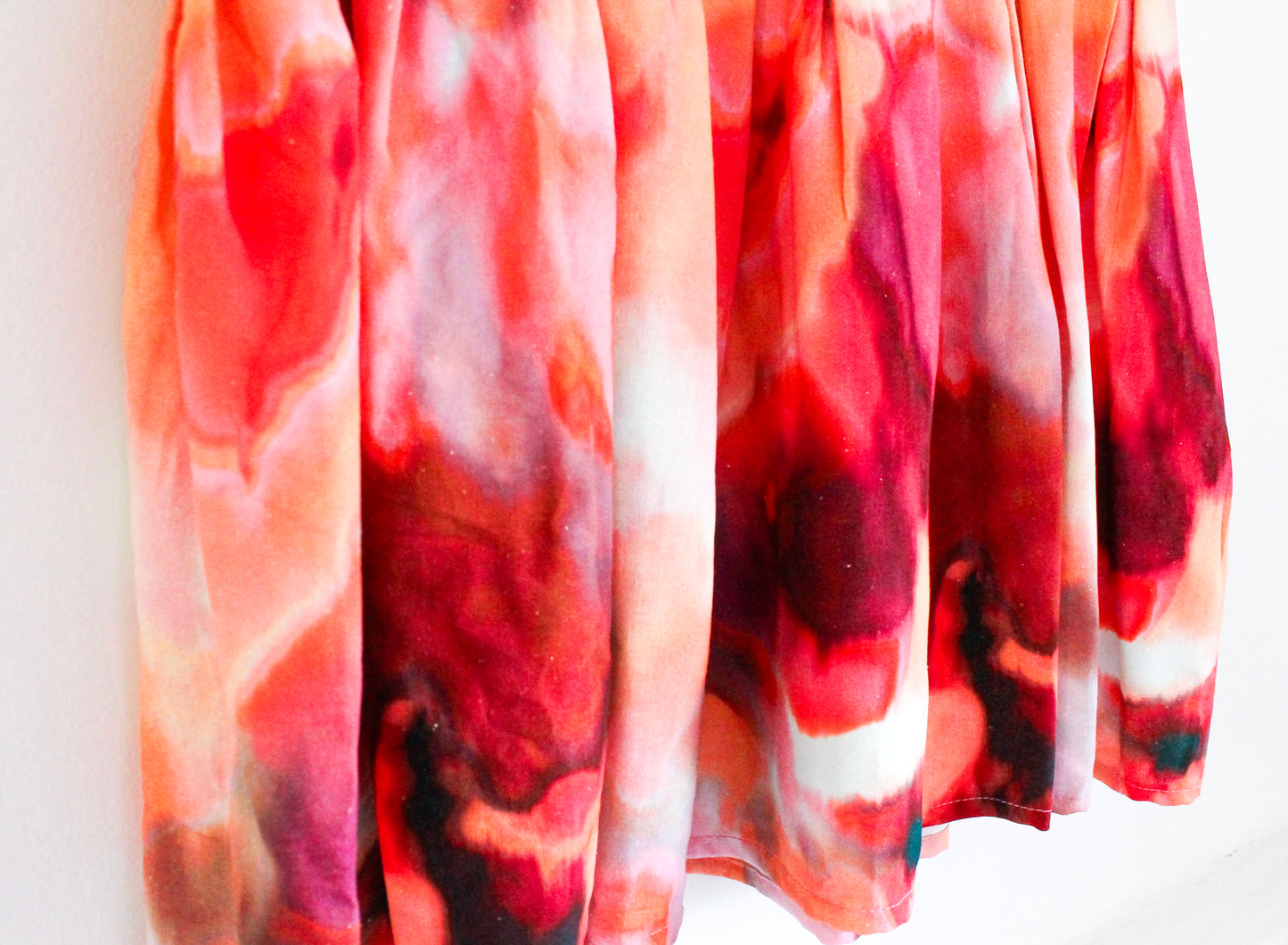 Abstract Red Dress | Wearable Art Dress | Upcycled Fashion Made in Montreal | Women's Size Large | One of a Kind Handmade Dress (Copie)