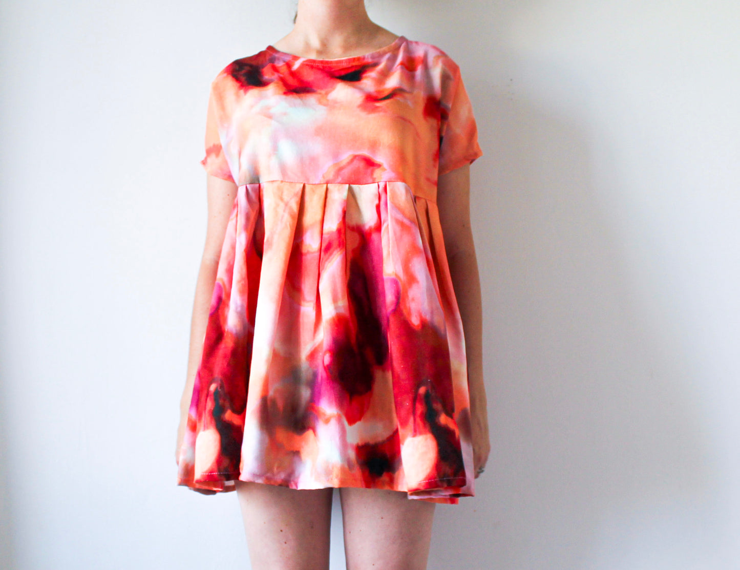 Abstract Red Dress | Wearable Art Dress | Upcycled Fashion Made in Montreal | Women's Size Large | One of a Kind Handmade Dress (Copie)
