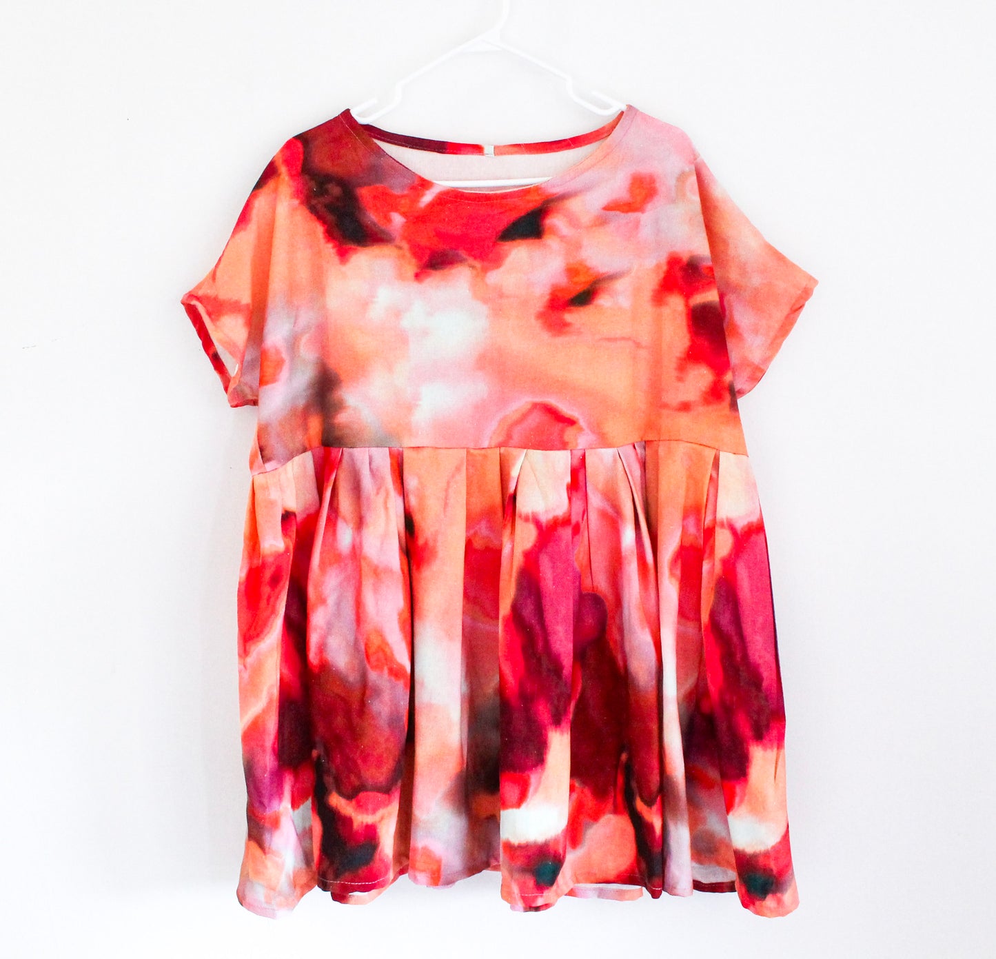 Abstract Red Dress | Wearable Art Dress | Upcycled Fashion Made in Montreal | Women's Size Large | One of a Kind Handmade Dress (Copie)